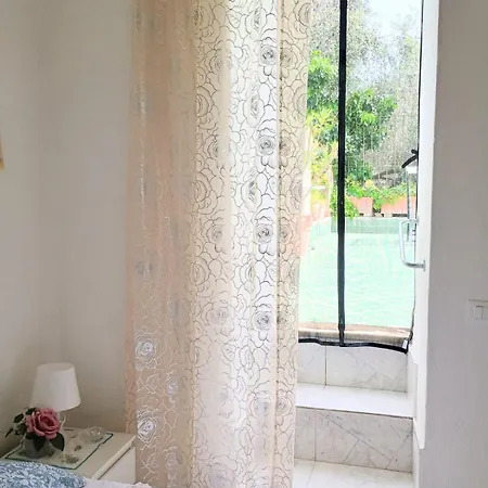 Casa Manu' Nel Cuore Di Forio 公寓