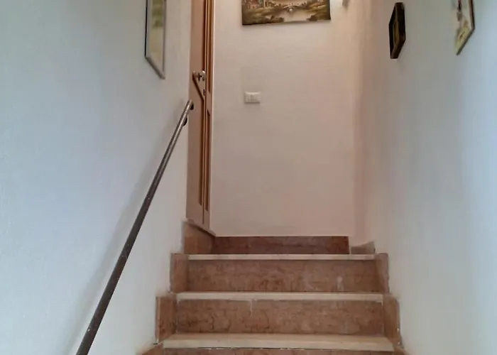 Casa Manu' Nel Cuore Di Forio Апартаменты *